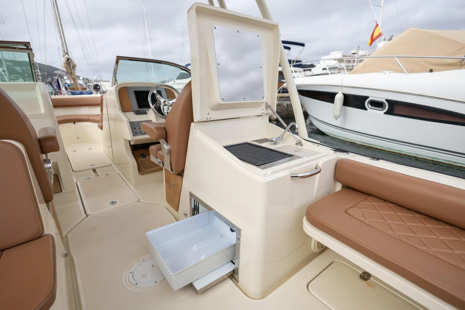 Chris-Craft Calypso 26 For Sale