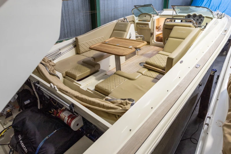 Chris-Craft Corsair 32 For Sale