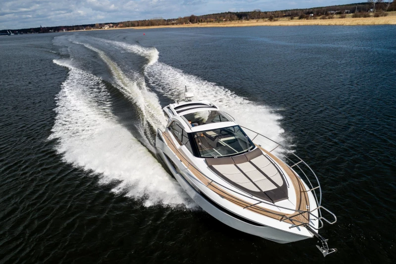Galeon 405 HTS For Sale