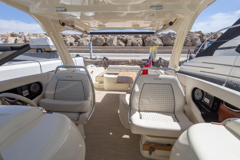 Chris-Craft Launch GT35 For Sale